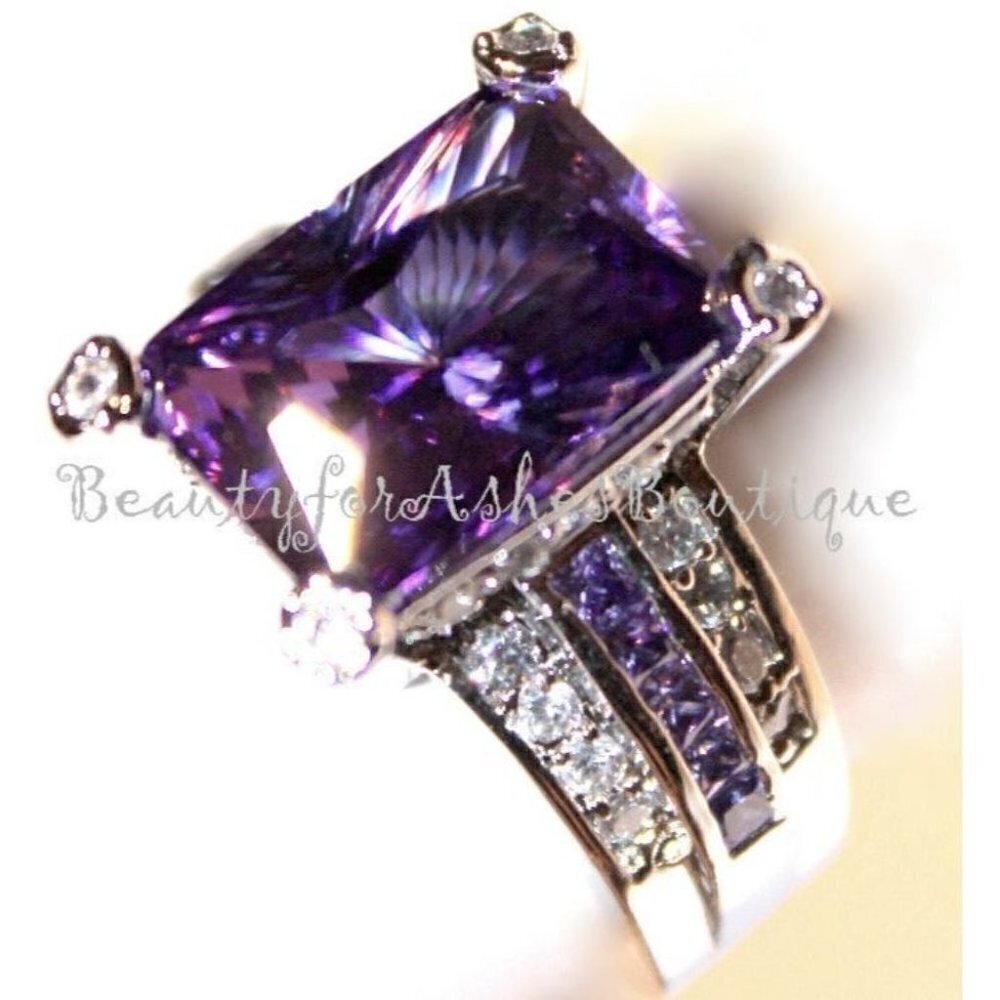 8.47 ct. Amethyst Purple Wedding Banquet Cubic Zirconia Cz Cocktail Ring 9
